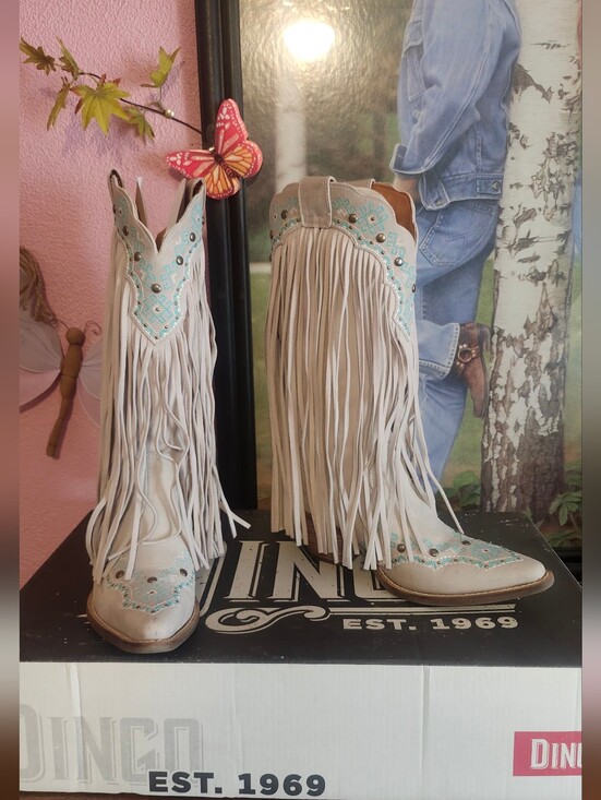 dingo Shoes - Dingo Women's Fringe Cowgirl Boots